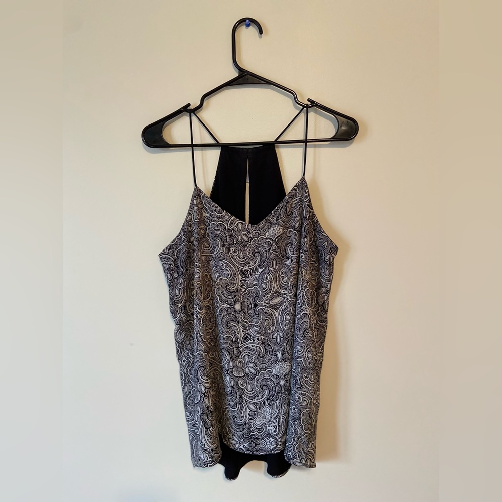 EXPRESS Reversible Tank Top in Solid Black and Black and White Pattern - Size M